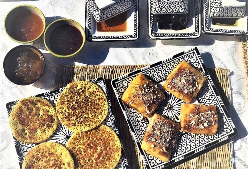 Hotel Prestigious Camp