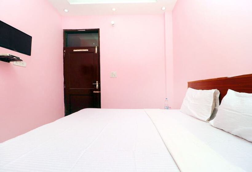 هتل Spot On 41567 City Inn Guest House