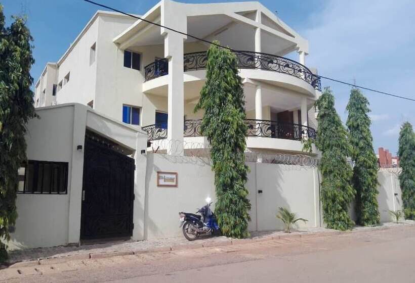 هتل Welcome Lodge