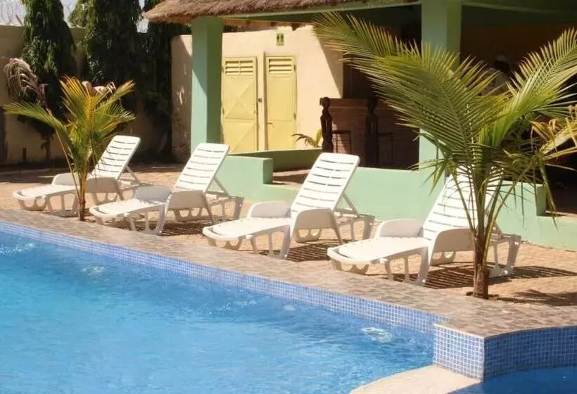 هتل Welcome Lodge