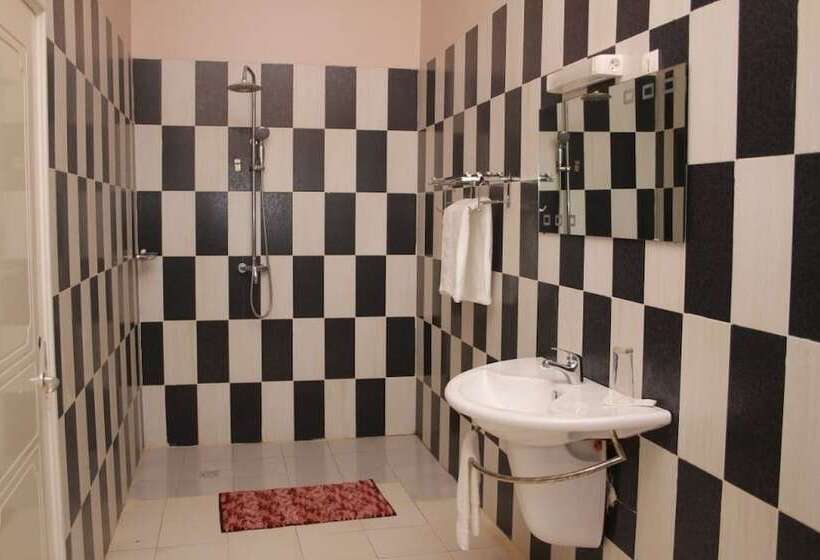 هتل Welcome Lodge