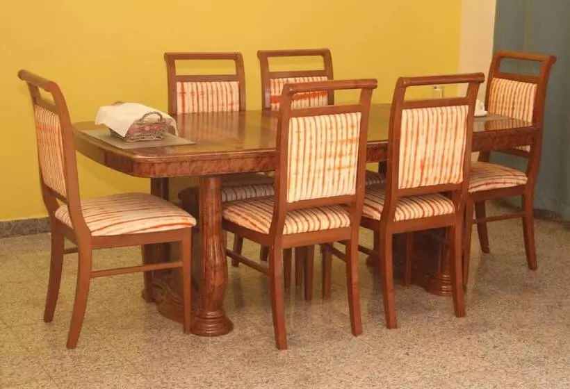 هتل Welcome Lodge