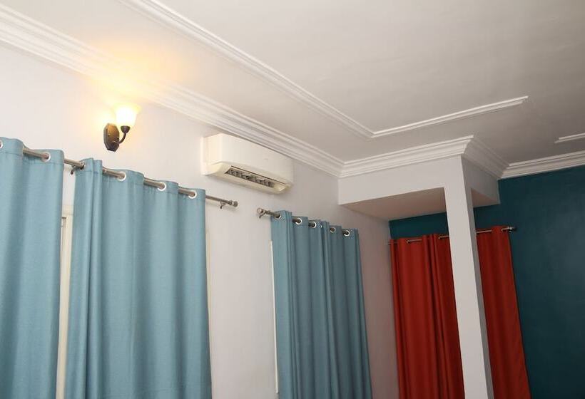 هتل Welcome Lodge