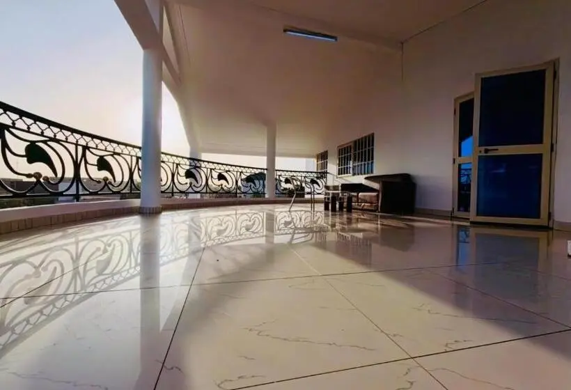 هتل Welcome Lodge