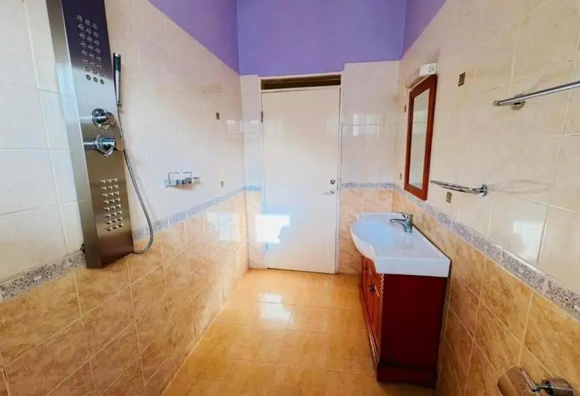 هتل Welcome Lodge
