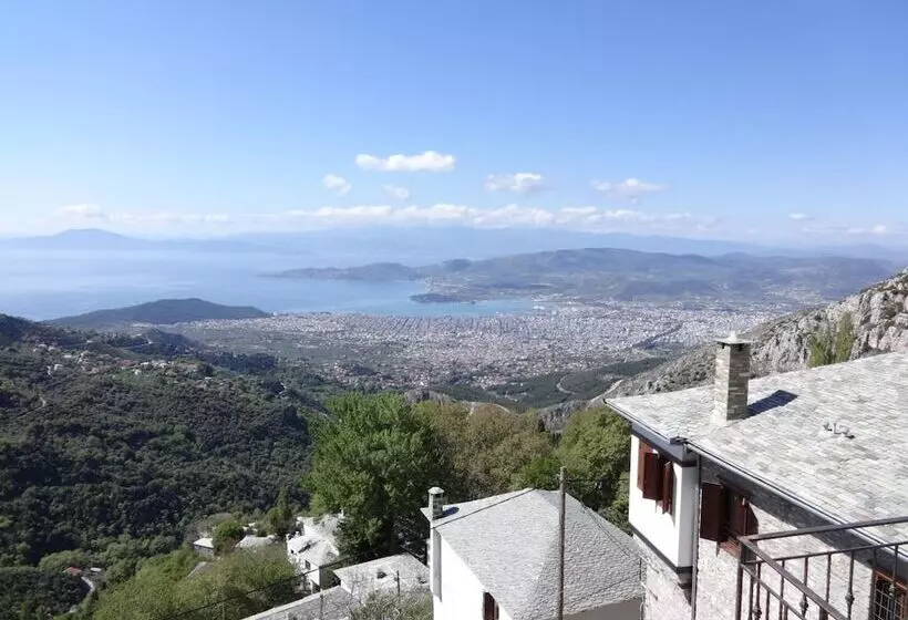 هتل Archontiko Koilia