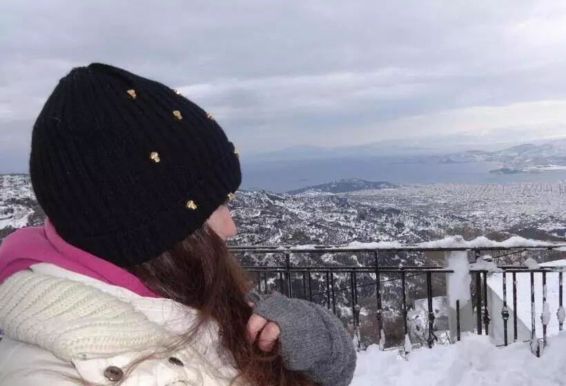 هتل Archontiko Koilia