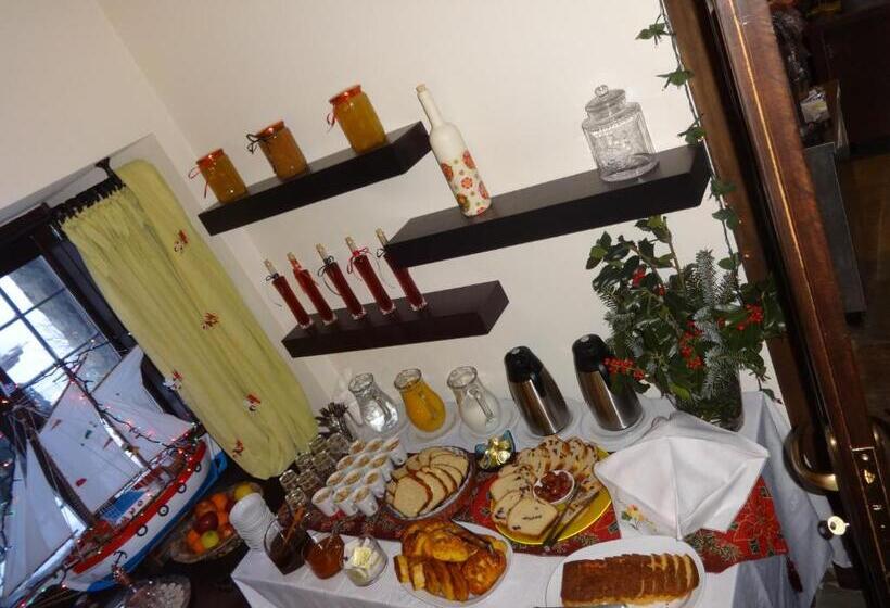 هتل Archontiko Koilia