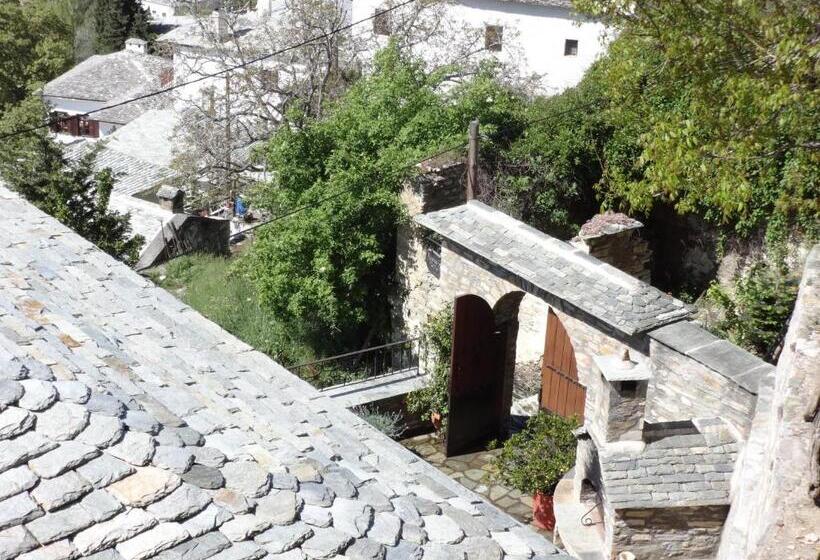 هتل Archontiko Koilia