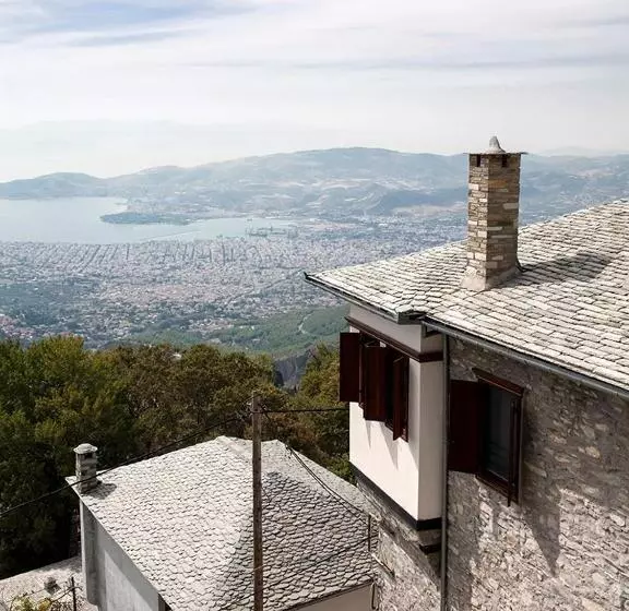 هتل Archontiko Koilia