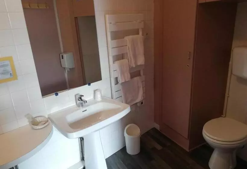 Hotelli Hôtel Restaurant Les Colonnades