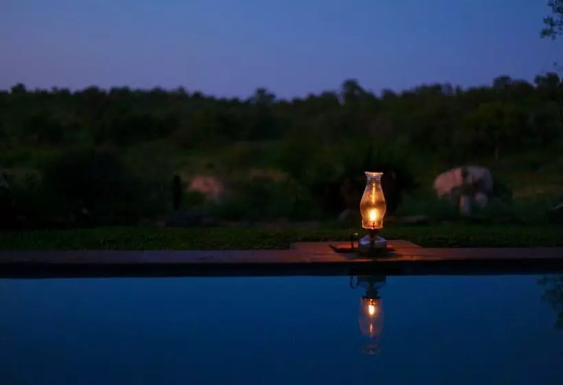 Hotelli Ivory Wilderness River Rock Lodge