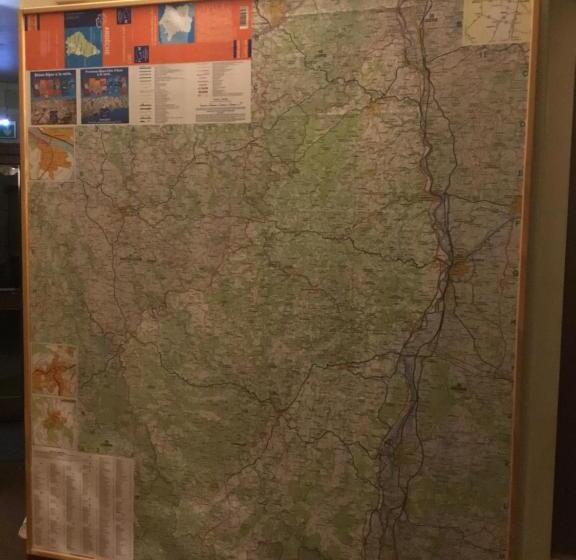 בית מלון כפרי La Châtaigneraie