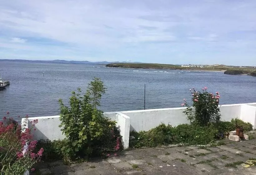 ホテル The Boathouse Lodge