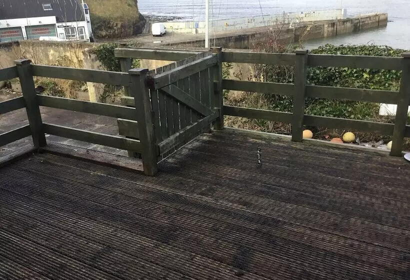 ホテル The Boathouse Lodge