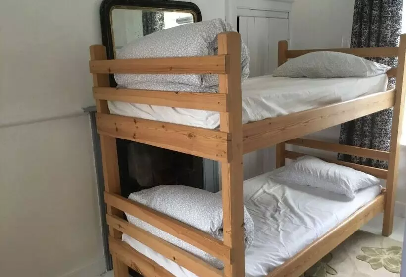 ホテル The Boathouse Lodge