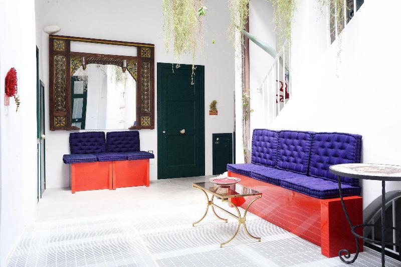 Palazzo Salapolis  Luxury Apartments