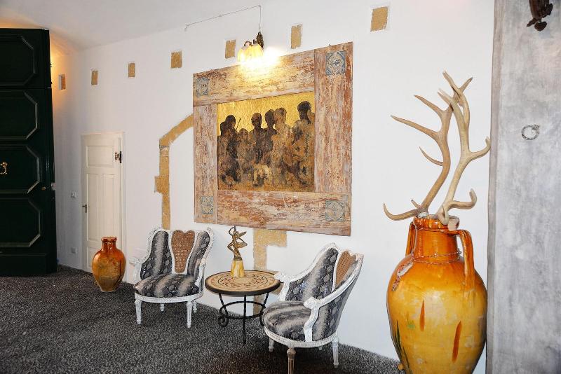 Palazzo Salapolis  Luxury Apartments