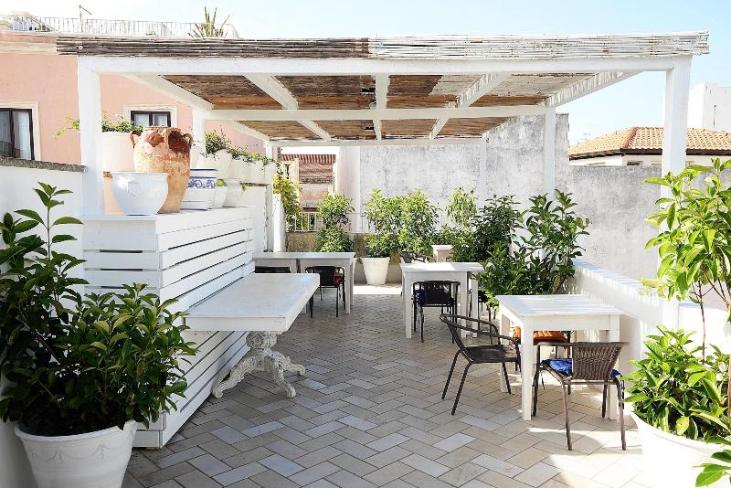 Palazzo Salapolis  Luxury Apartments