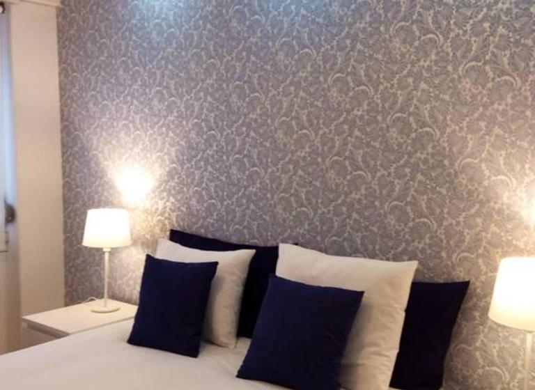 Pensione 4u Lisbon Iii Guest House