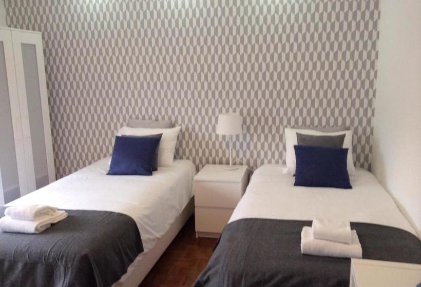 Pensione 4u Lisbon Iii Guest House