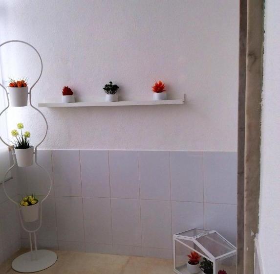 Pensione 4u Lisbon Iii Guest House