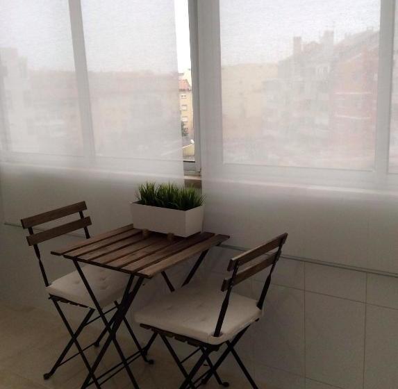 Pensione 4u Lisbon Iii Guest House