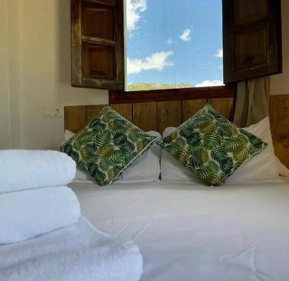 پانسیون Restaurante Alojamiento El Paisaje