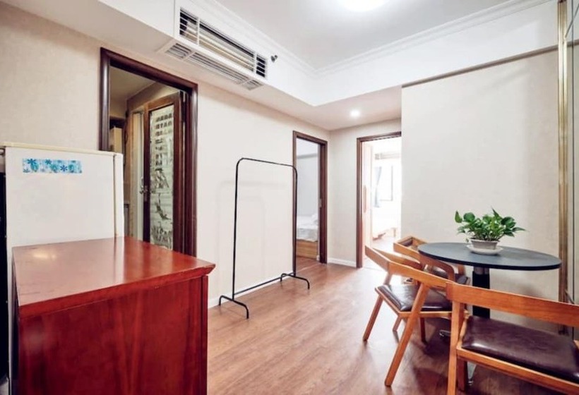 Shenzhen To World Holiday Apartment