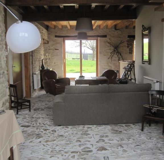 Bed and Breakfast Sur Le Chemin Des Buvats