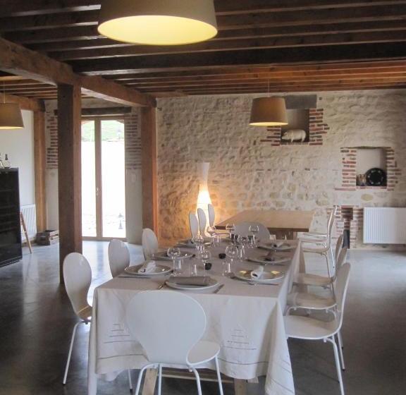 Bed and Breakfast Sur Le Chemin Des Buvats