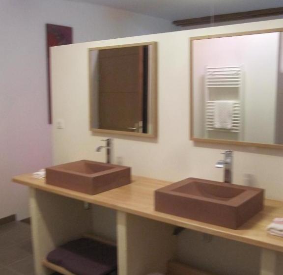 Bed and Breakfast Sur Le Chemin Des Buvats