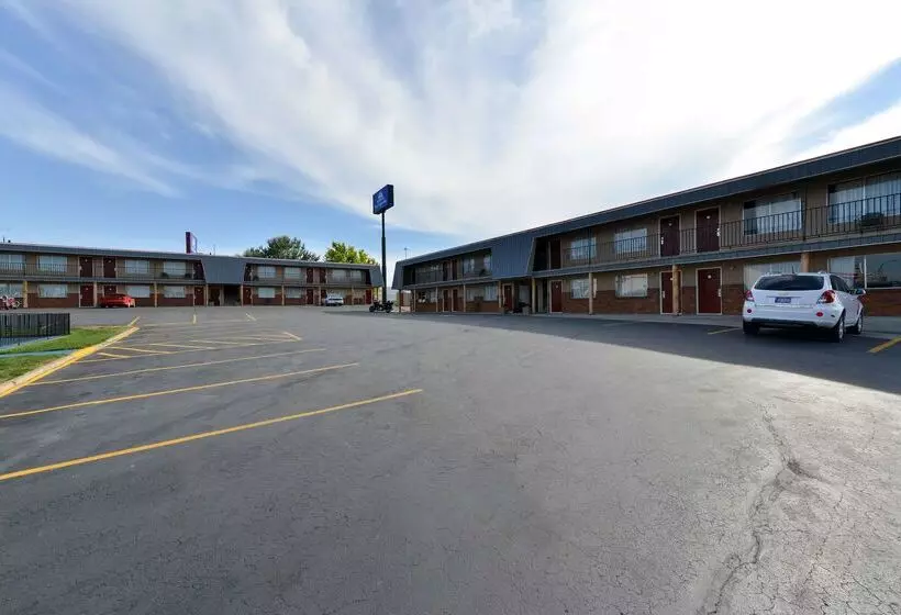 فندق Americas Best Value Inn Wall