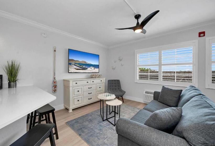 Hotel Bayfront Inn 5th Avenue