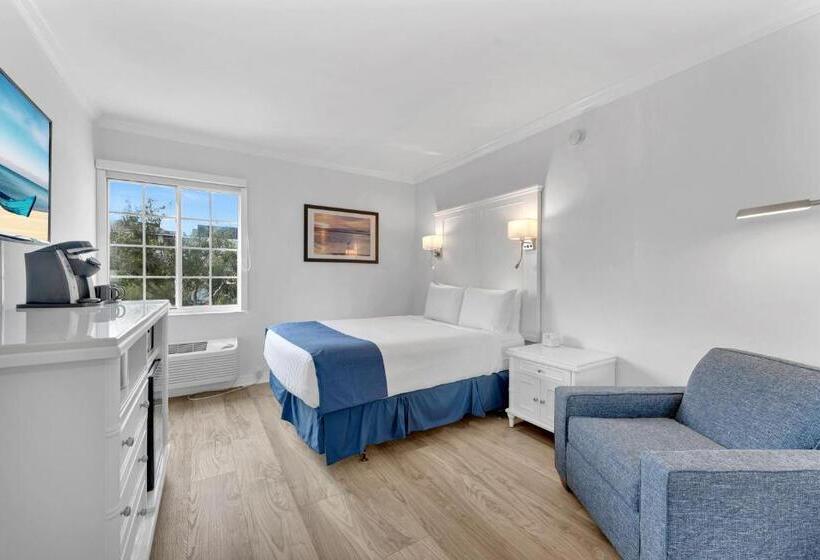 Hotel Bayfront Inn 5th Avenue