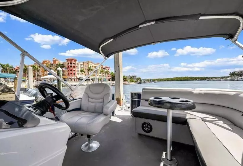 هتل Bayfront Inn 5th Avenue