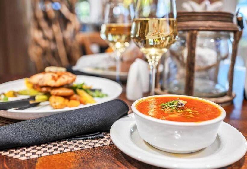 Hotel Bayfront Inn 5th Avenue