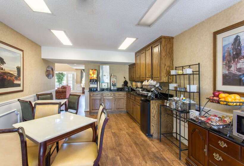 ホテル Baymont By Wyndham Dunn