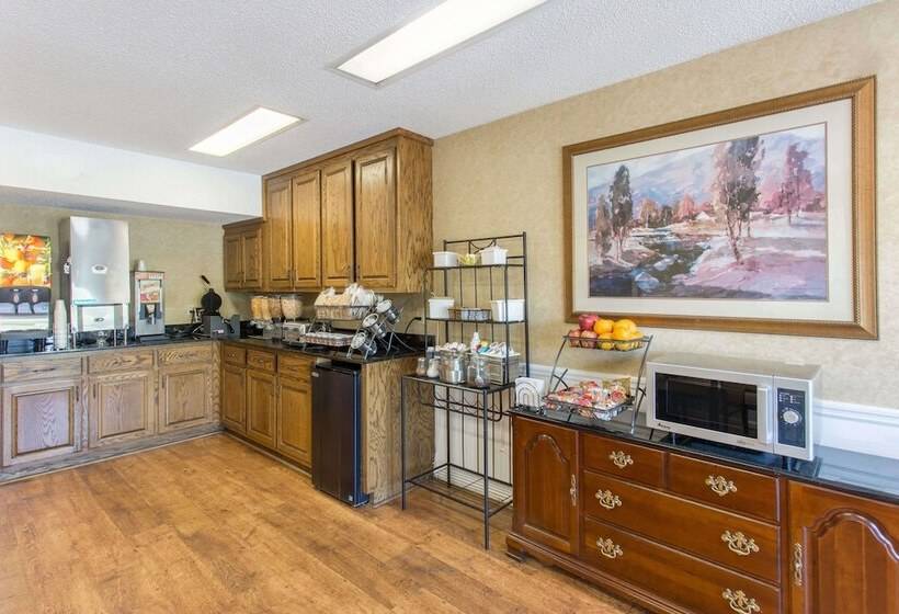 ホテル Baymont By Wyndham Dunn