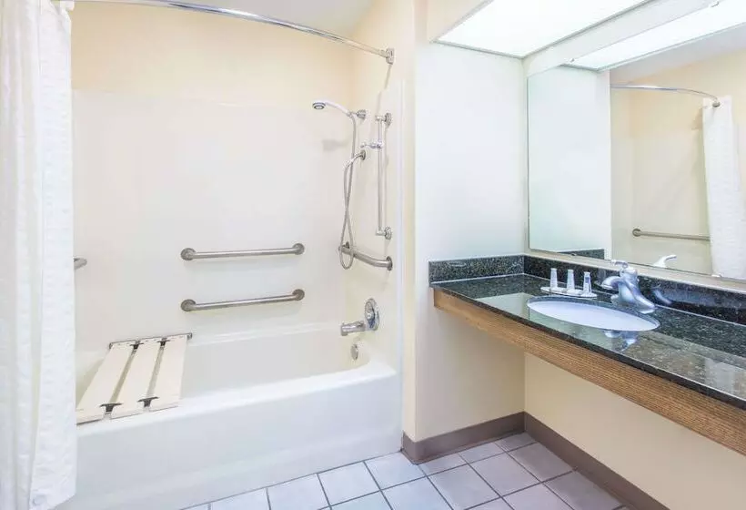 酒店 Baymont By Wyndham Dunn