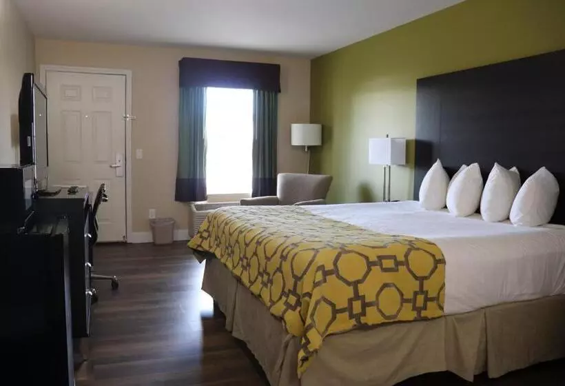 ホテル Baymont By Wyndham Florence/muscle Shoals