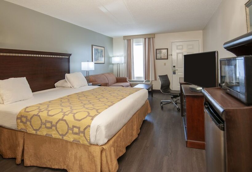 בית מלון כפרי Baymont By Wyndham Tuscaloosa