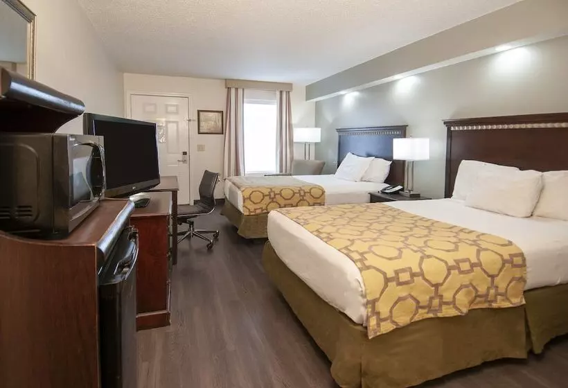 ホテル Baymont By Wyndham Tuscaloosa