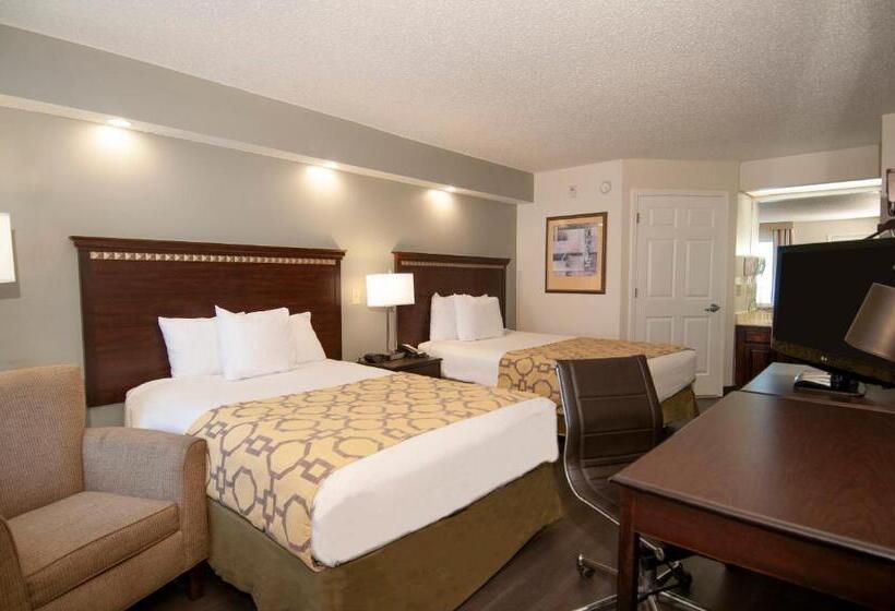 בית מלון כפרי Baymont By Wyndham Tuscaloosa