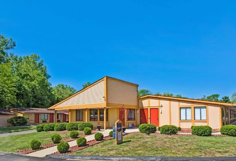 Отель Guest Inn Lebanon