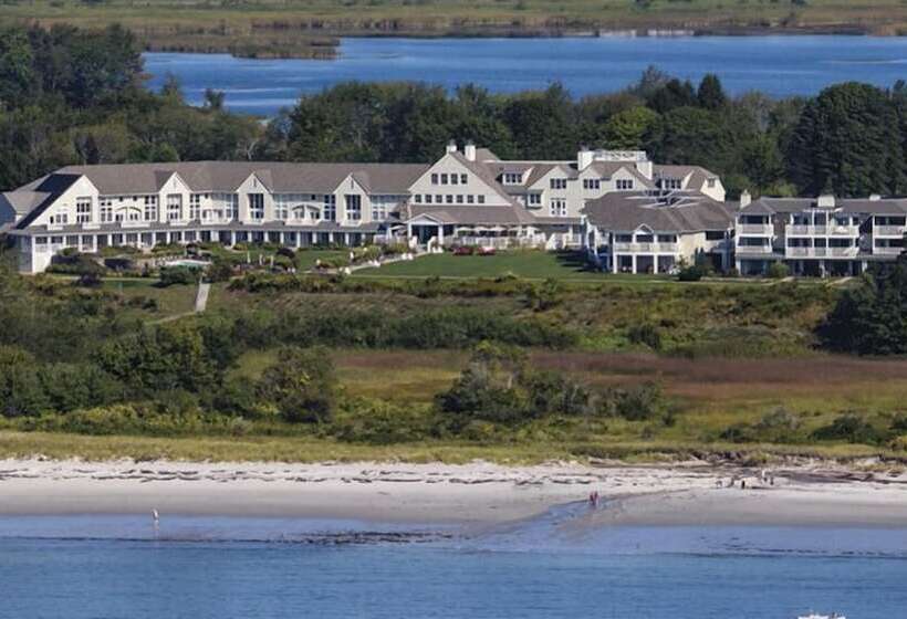 فندق Inn By The Sea