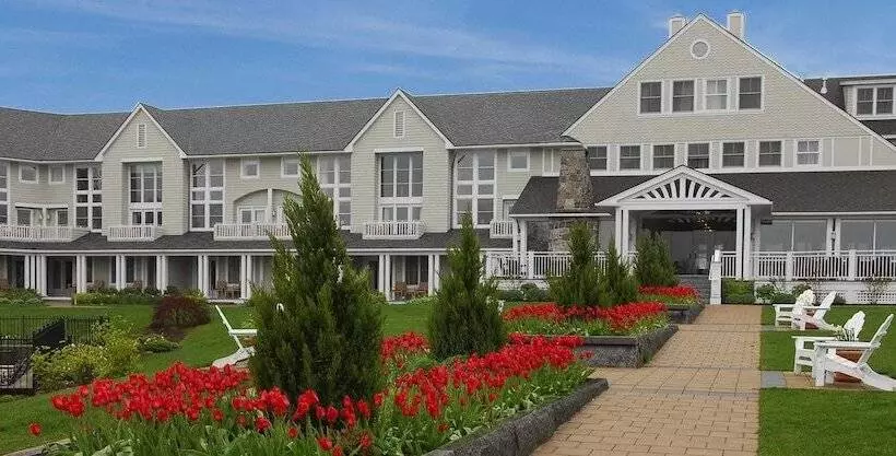 Отель Inn By The Sea