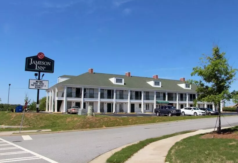 Hotelli Jameson Inns Oakwood