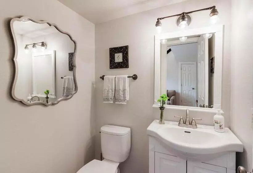 Отель Jarvis #301