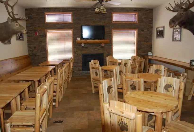 هتل Kelly Inn West Yellowstone